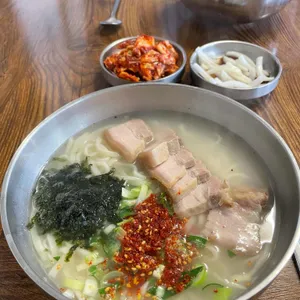 제주국수 초미일관 사진