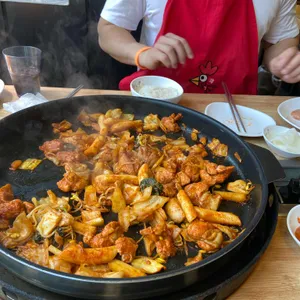유가네닭갈비 사진