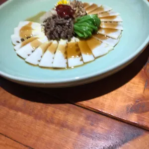 규반 사진