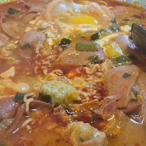 놀부부대찌개 사진