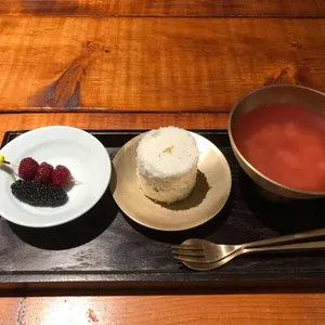 규반 사진