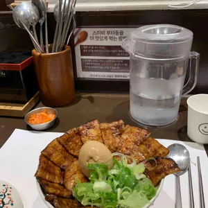 스미비 부타동 리뷰 사진