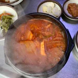 명리동식당 사진