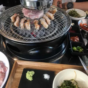 반지하 리뷰 사진