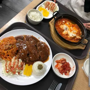 만복돈까스 사진