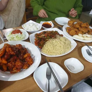 일번지통닭 사진