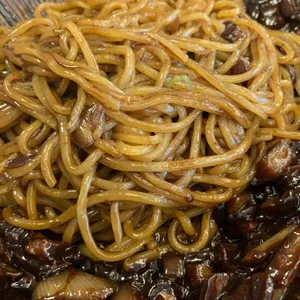 메이탄 사진