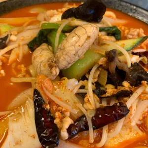 메이탄 사진