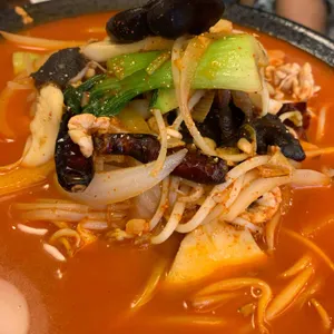 메이탄 사진