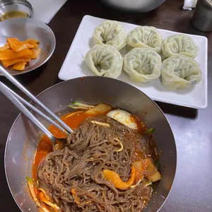사철냉면 사진