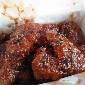 쌀통닭 사진