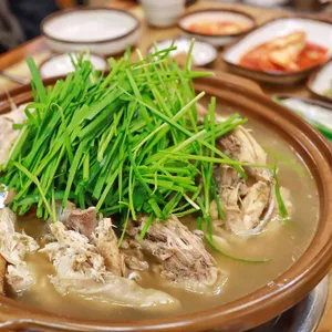 지리산삼계탕 사진
