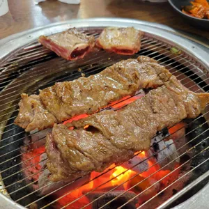 원조향토이동갈비 사진