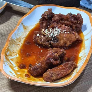 뽀뽀통닭 사진