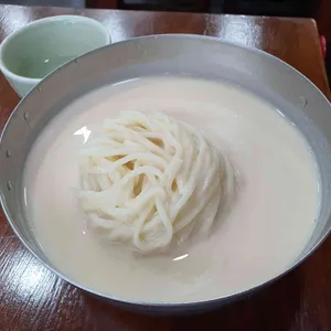두리원 손두부 사진