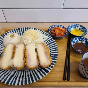 시로이 돈까스 사진