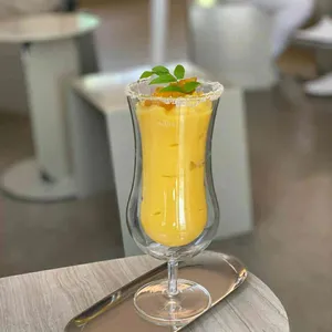 카페 로비 사진