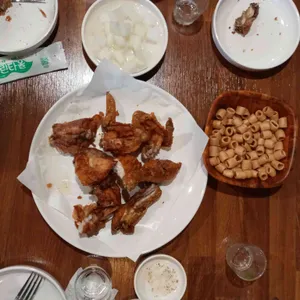 봉이치킨 사진