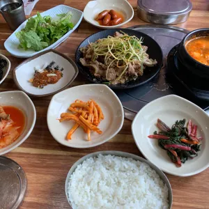 옹고집쌈밥 사진