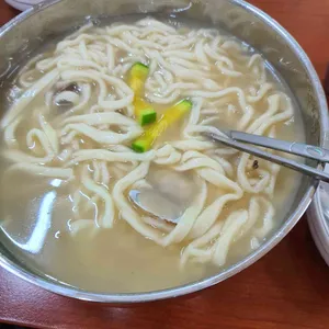 하얀집손칼국수 사진