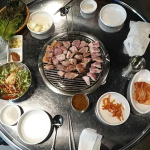 돈사돈 사진