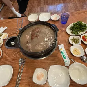 돌마리 유황오리 사진