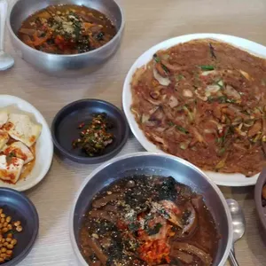 충주통나무묵집 사진