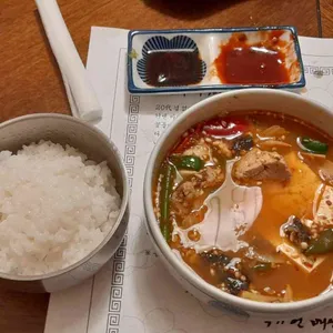 바닷가횟집 사진