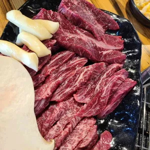 한돈참숯꼬기 대표 사진