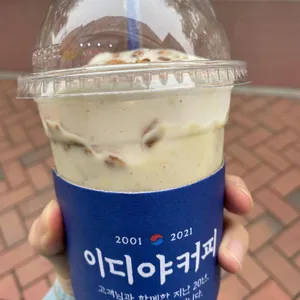 이디야커피 사진