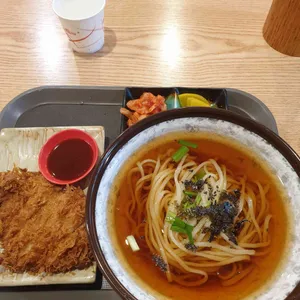 양국 사진