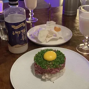 반듯한잔 사진