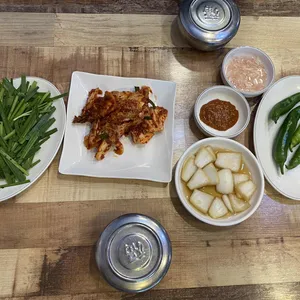 쌍둥이 수육국밥 사진
