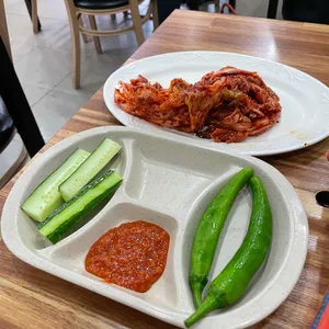 덕일감자국 사진
