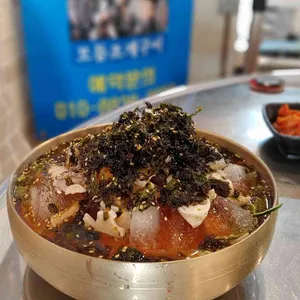 섬과섬사이 리뷰 사진