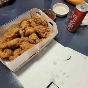 BBQ치킨 사진