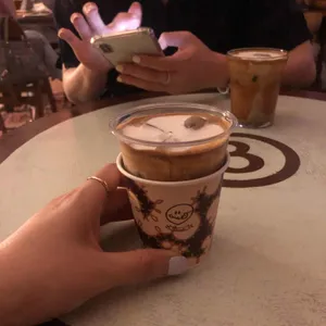 카멜 커피 리뷰 사진