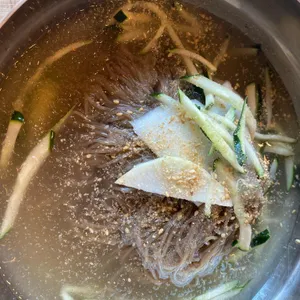예술냉면 칼국수 사진