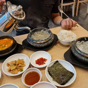 김씨네돌솥밥순두부 사진