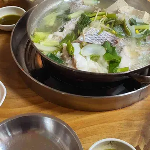 용인정 사진