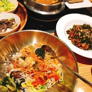 봄이보리밥 사진