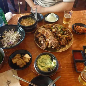 깐깐한족발 사진
