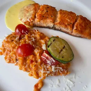 테이블 32 리뷰 사진