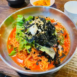 수상한창고 사진