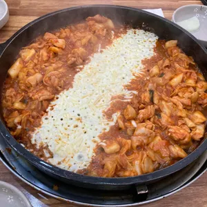 고수닭갈비 사진