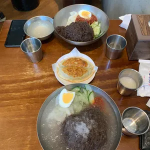 산까치냉면 사진