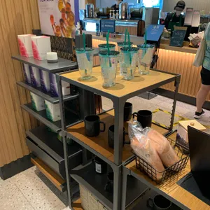 스타벅스 DT 리뷰 사진