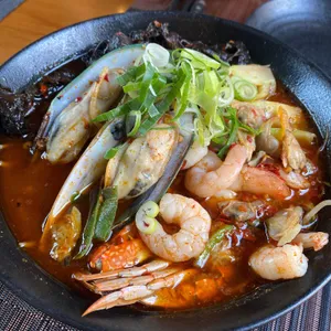 아메리칸 차이니즈 친 사진