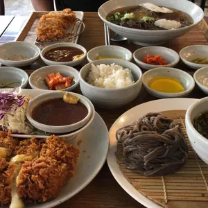 아끼야 사진