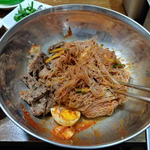 돈수백 사진